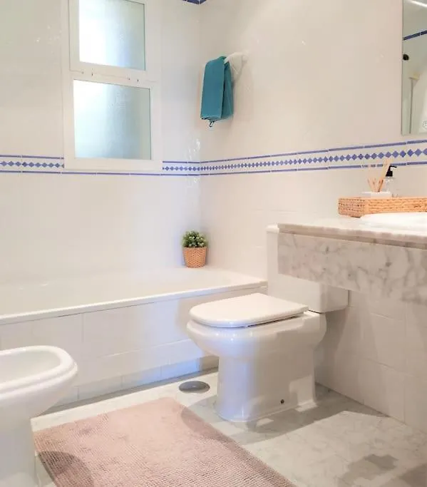 Apartment Brisa Quebrada Beach, 2 Bed, Sea Views, Pool Benalmadena
